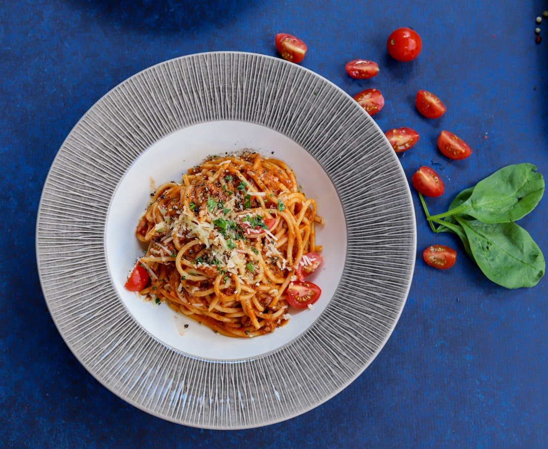Easy tomato basil pasta in a bowl